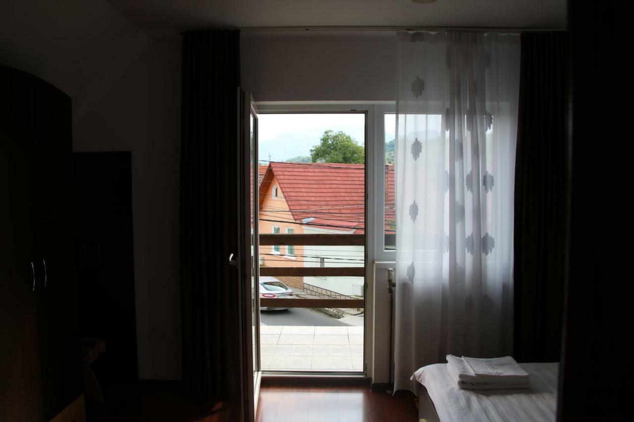 Casa Leny Hotel Tohanu Nou Eksteriør billede